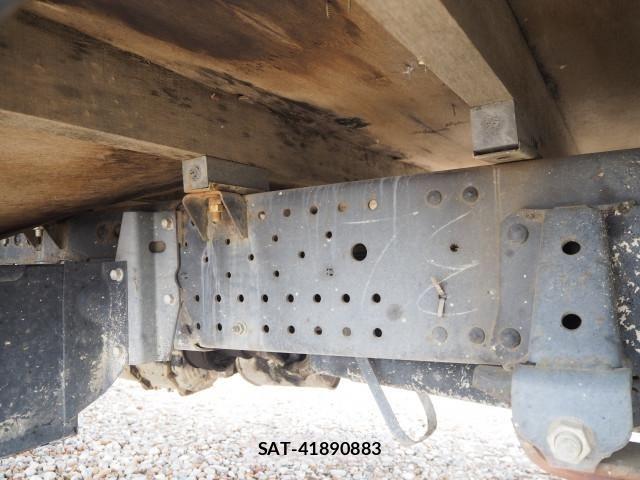 Isuzu ELF TRUCK 2011-08 8229831-26