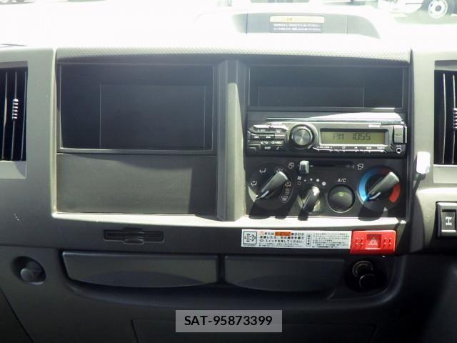 Isuzu ELF TRUCK 2022-06 8229774-18