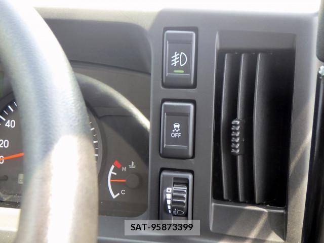 Isuzu ELF TRUCK 2022-06 8229774-20