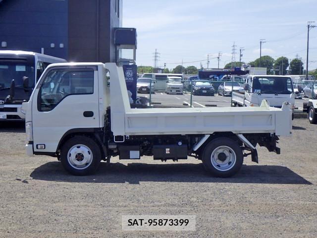 Isuzu ELF TRUCK 2022-06 8229774-3