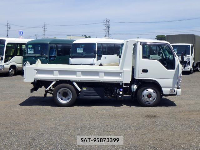 Isuzu ELF TRUCK 2022-06 8229774-4