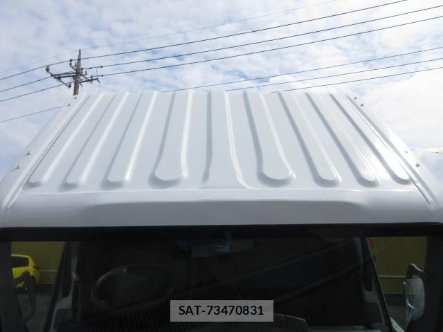 Isuzu ELF TRUCK 2019-04 8229802-11