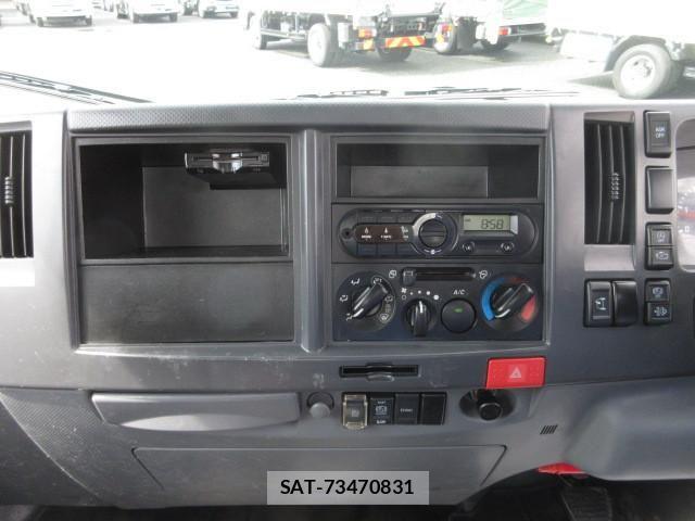 Isuzu ELF TRUCK 2019-04 8229802-14