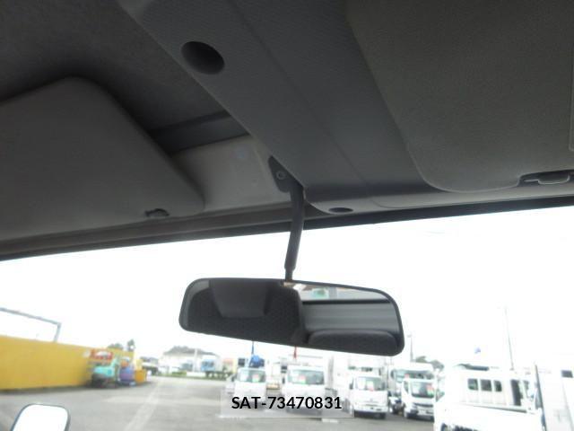Isuzu ELF TRUCK 2019-04 8229802-20