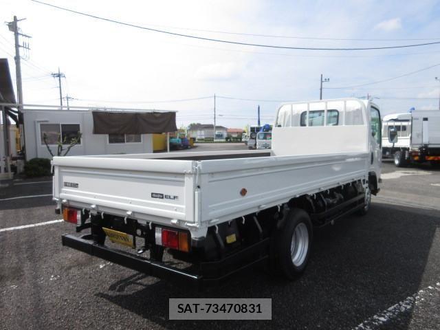 Isuzu ELF TRUCK 2019-04 8229802-3