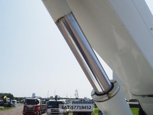 Isuzu ELF TRUCK 2018-06 8229769-9