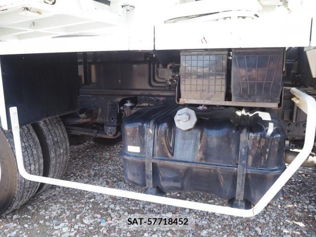 Isuzu ELF TRUCK 2018-06 8229769-23