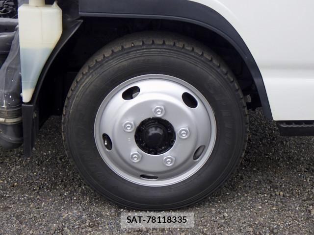 Isuzu ELF TRUCK 2014-10 8229821-18