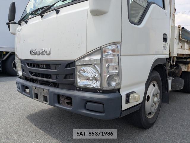 Isuzu ELF TRUCK 2017-02 8229794-15