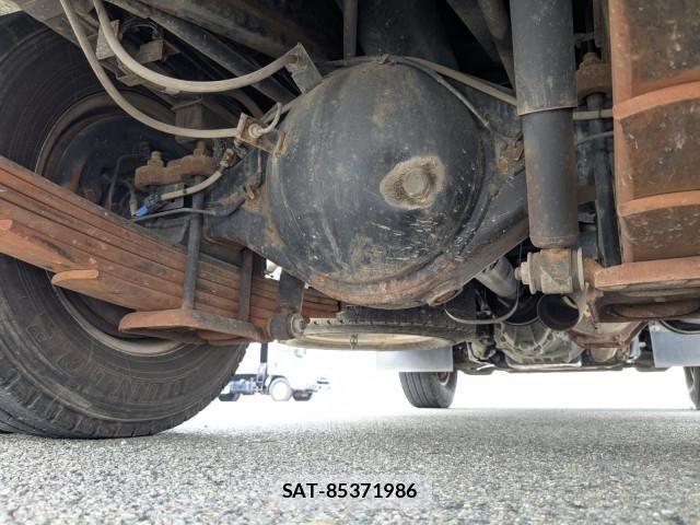 Isuzu ELF TRUCK 2017-02 8229794-19