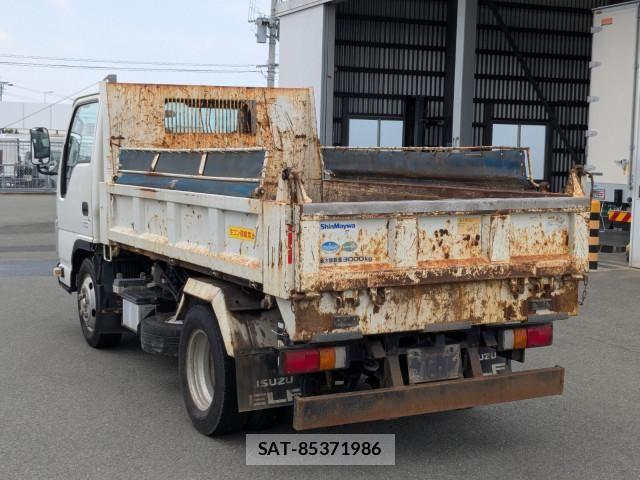 Isuzu ELF TRUCK 2017-02 8229794-2