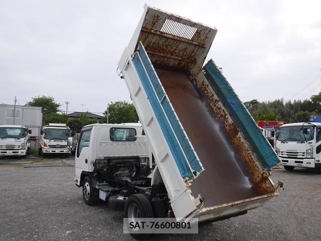 Isuzu ELF TRUCK 2018-02 8229814-12