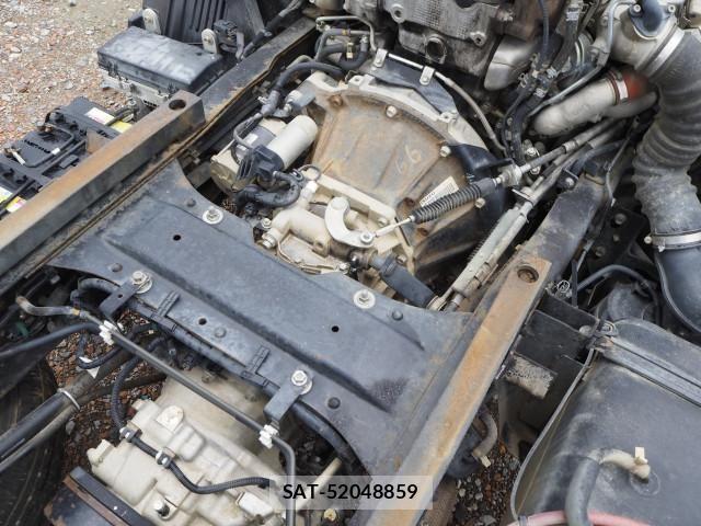 Isuzu ELF TRUCK 2013-10 8229816-15