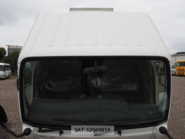 Isuzu ELF TRUCK 2013-10 8229816-8