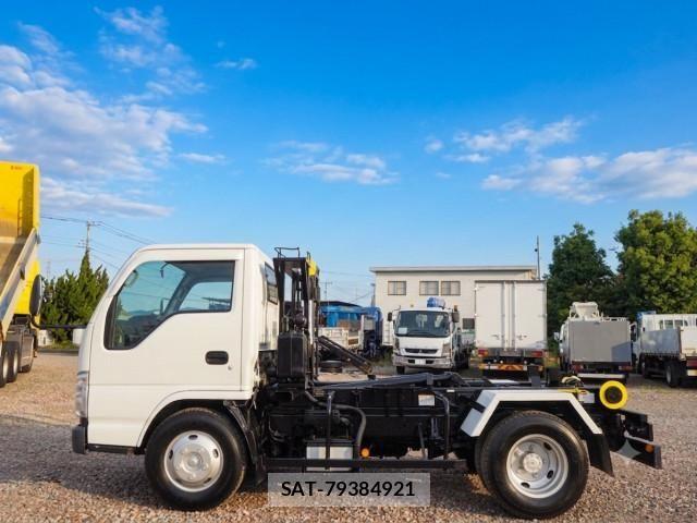 Isuzu ELF TRUCK 2007-12 8229810-1