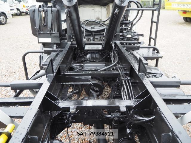 Isuzu ELF TRUCK 2007-12 8229810-21