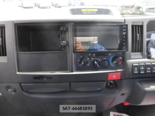 Isuzu ELF TRUCK 2022-06 8229782-14