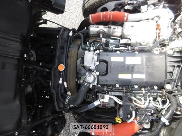 Isuzu ELF TRUCK 2022-06 8229782-23