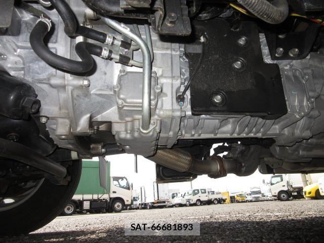Isuzu ELF TRUCK 2022-06 8229782-26