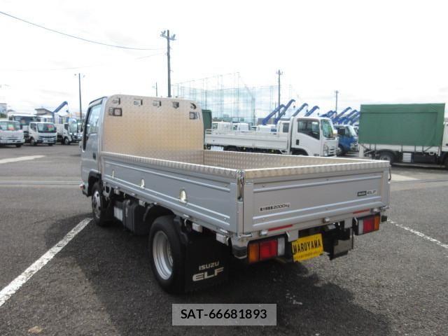 Isuzu ELF TRUCK 2022-06 8229782-2