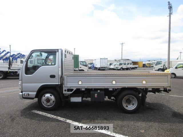 Isuzu ELF TRUCK 2022-06 8229782-4