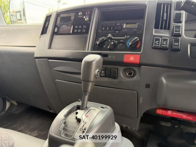 Isuzu ELF TRUCK 2020-02 8229836-12