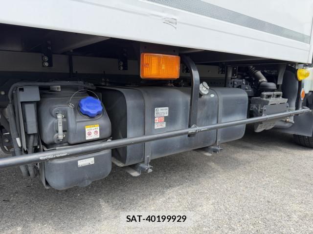 Isuzu ELF TRUCK 2020-02 8229836-23