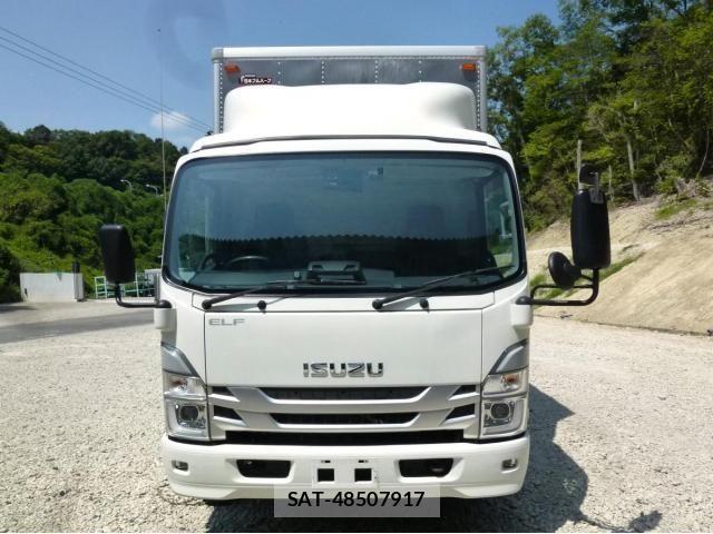 Isuzu ELF TRUCK 2023-06 8229768-1