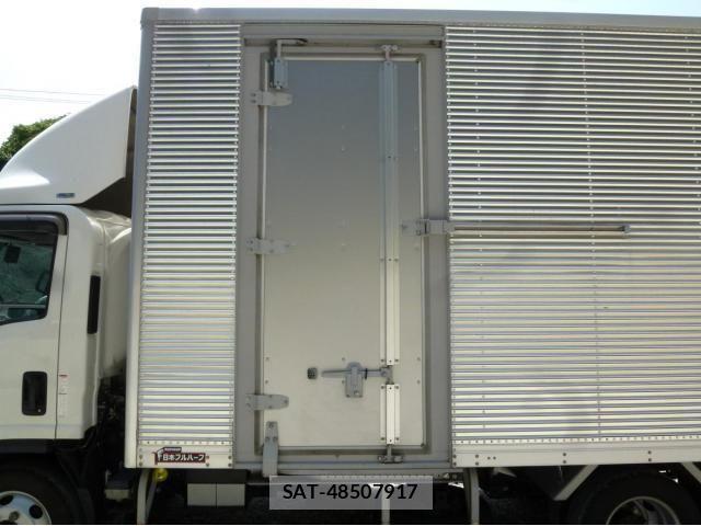 Isuzu ELF TRUCK 2023-06 8229768-8
