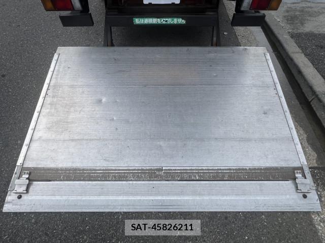 Isuzu ELF TRUCK 2011-01 8229791-9