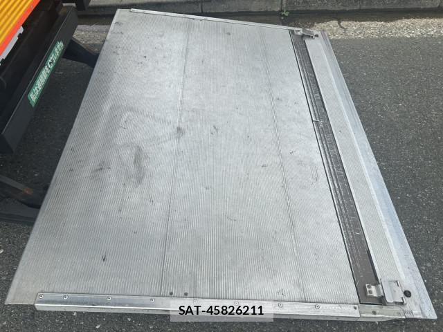 Isuzu ELF TRUCK 2011-01 8229791-10