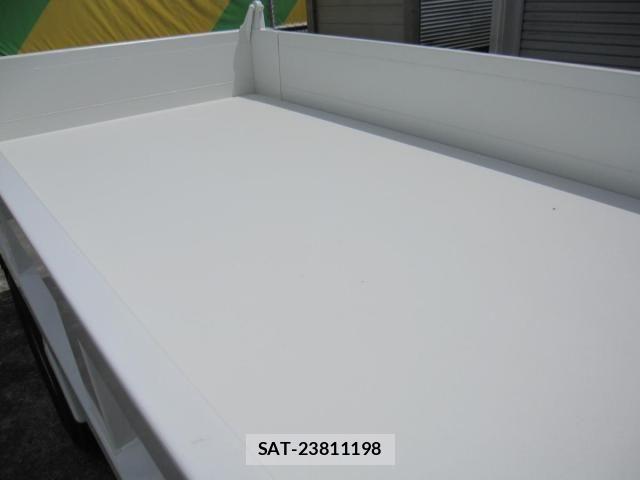 Isuzu ELF TRUCK 2003-04 8229819-12