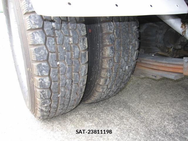 Isuzu ELF TRUCK 2003-04 8229819-19