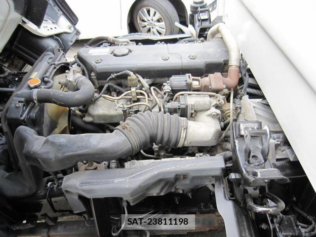 Isuzu ELF TRUCK 2003-04 8229819-22