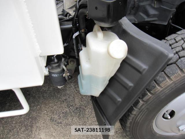 Isuzu ELF TRUCK 2003-04 8229819-26