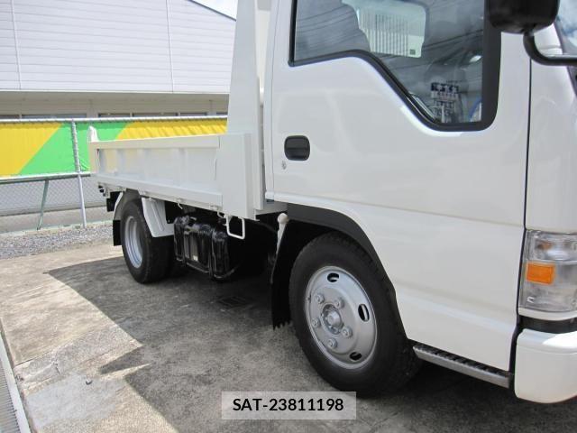 Isuzu ELF TRUCK 2003-04 8229819-3