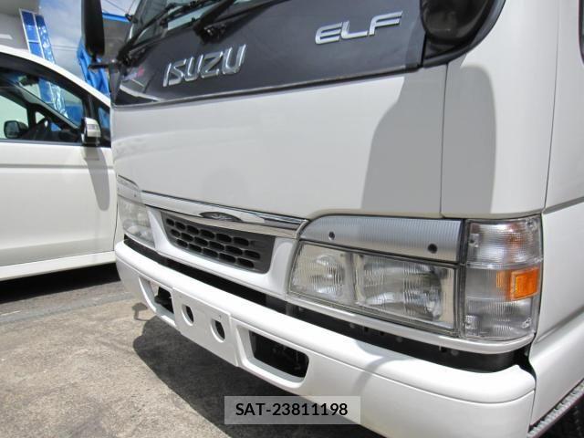 Isuzu ELF TRUCK 2003-04 8229819-4