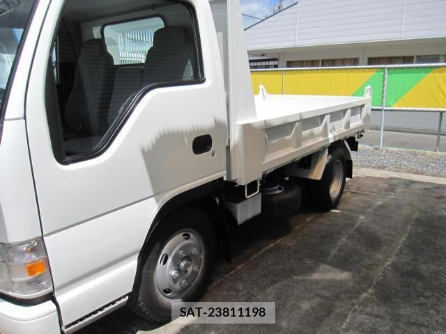 Isuzu ELF TRUCK 2003-04 8229819-5
