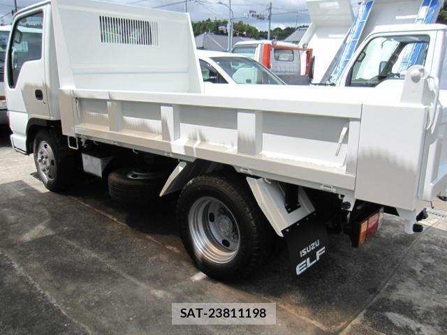 Isuzu ELF TRUCK 2003-04 8229819-6
