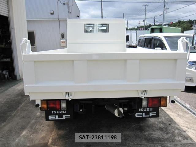 Isuzu ELF TRUCK 2003-04 8229819-7