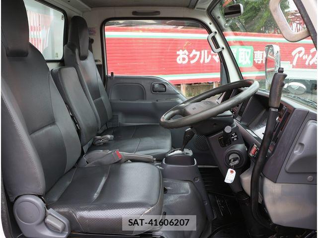 Isuzu ELF TRUCK 2013-01 8245139-22