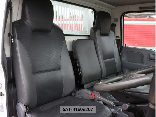 Isuzu ELF TRUCK 2013-01 8245139-23