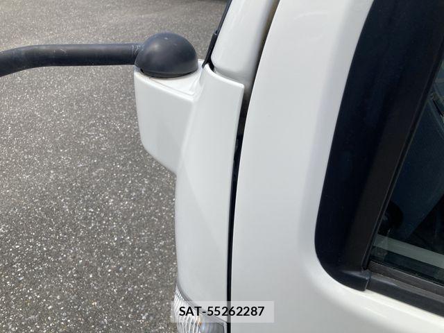 Isuzu ELF TRUCK 2014-09 8245137-12