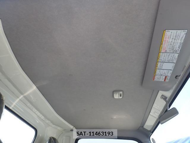 Isuzu ELF TRUCK 2016-10 8245130-12