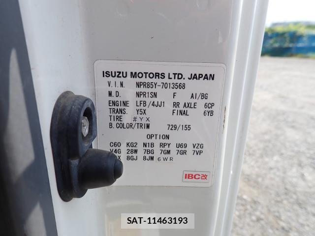 Isuzu ELF TRUCK 2016-10 8245130-27