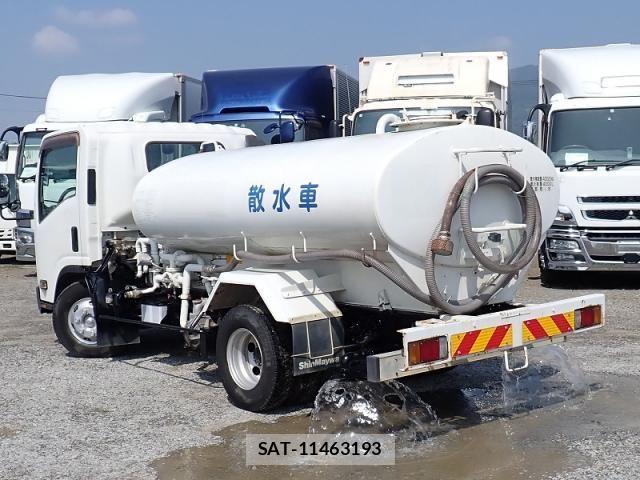 Isuzu ELF TRUCK 2016-10 8245130-3