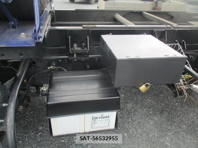 Isuzu ELF TRUCK 2020-10 8245127-11