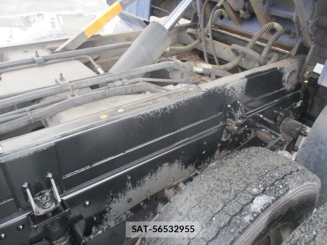 Isuzu ELF TRUCK 2020-10 8245127-13