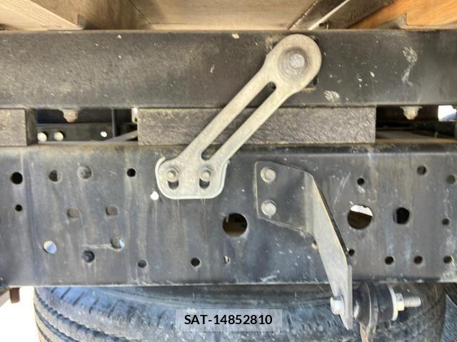 Isuzu ELF TRUCK 2020-10 8245125-14