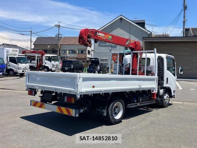 Isuzu ELF TRUCK 2020-10 8245125-2